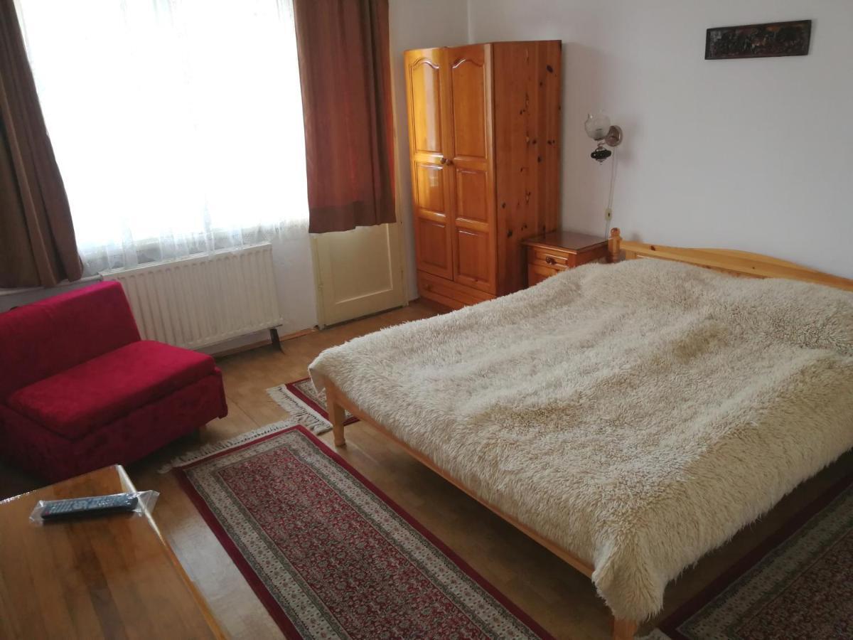 Guest Rooms Metaksinovi 체페레리 외부 사진